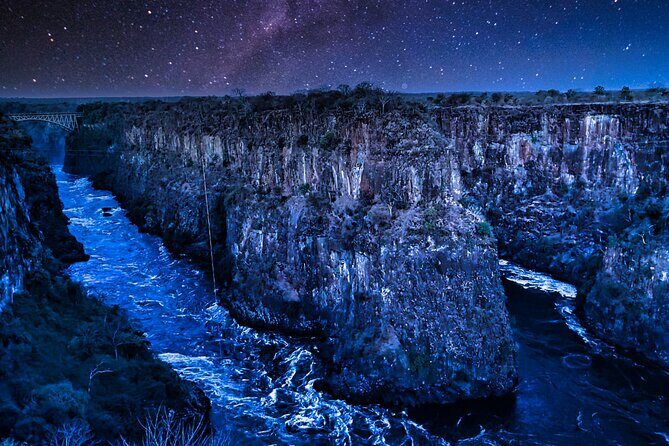 2 Hour Stargazing Tour in Victoria Falls NP Area in 4x4 - Stop 1: Parco nazionale delle cascate Vittoria After Dark