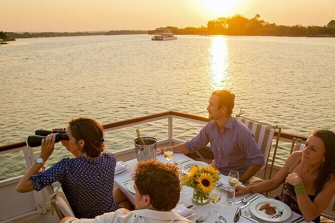 3-Day Victoria Falls Safari with Dinner Cruise - What to Watch For: Timing, Weather, and Comfort Tips