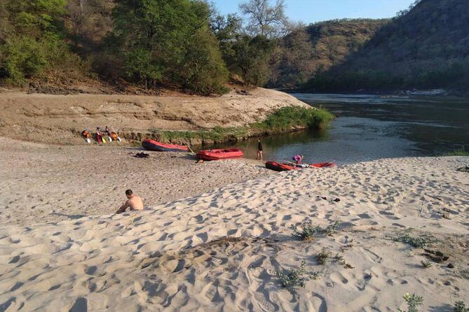3 Days & 2 Nights Whitewater Rafting Victoria Falls - What small group size really changes (max 15)