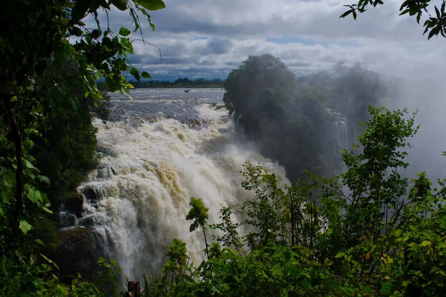 3 Days Victoria Falls and Full day Chobe National Park - Chobe National Park: jeep safari and a Chobe River boat cruise