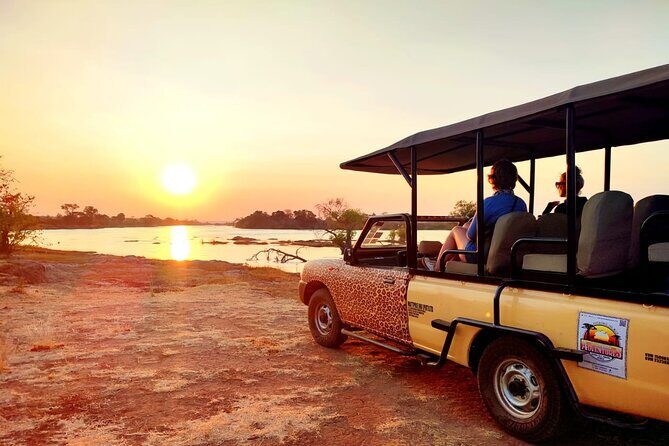 Baobab-Sunrise-Sunset-Vulture-Moonlight Safaris, 4 Options - The Zambezi Gorge Stop: The Big View and Possible Adrenaline
