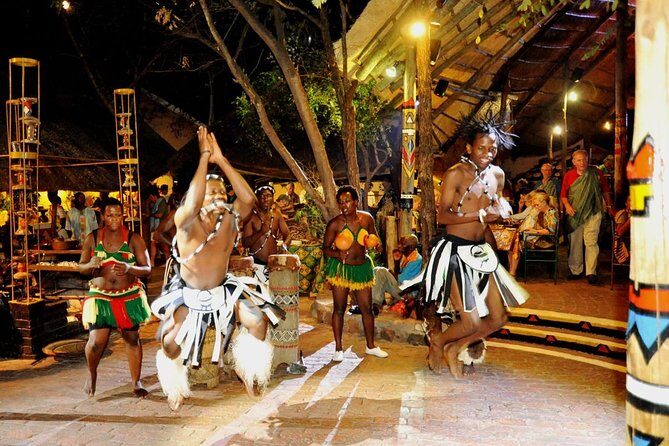 Boma Dinner, Dance and Drum Show in Victoria falls Town - How the night flows: what you’ll do from start to finish