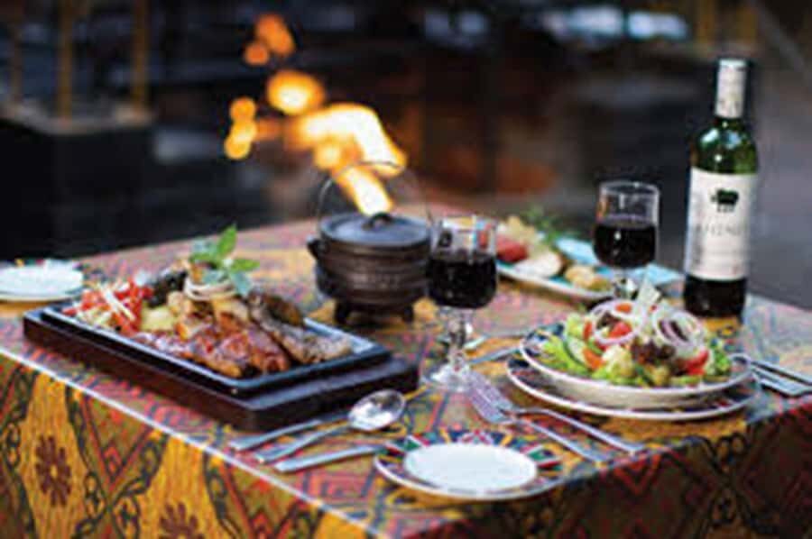 Boma Dinner & Drum Show - The Boma welcome: what kicks off the evening