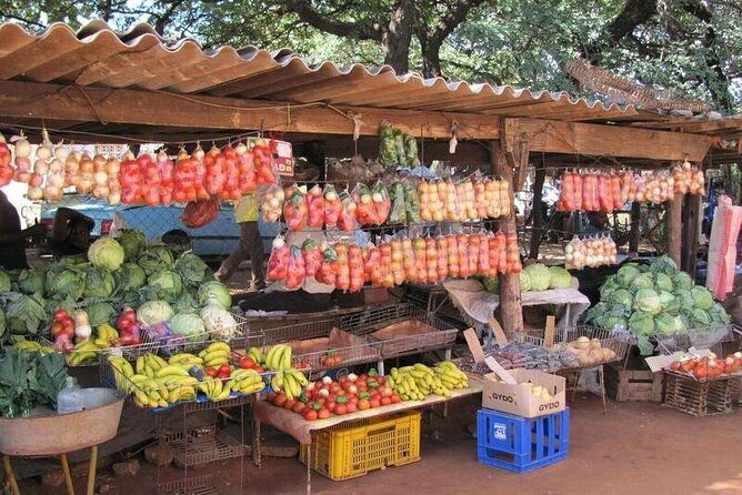 Chinotimba Township Tour (Zimbabwe) - Homes, taverns, and churches: history you can see, not just hear