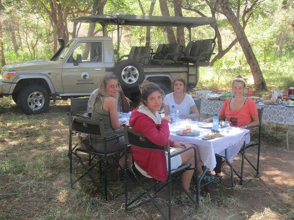 Chobe Overnight Camping safaris - Day 1 in Chobe National Park: elephants and giraffes early