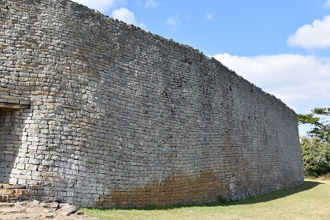 Great Zimbabwe - Bird sculptures in the museum: close-up context that photos can’t replace