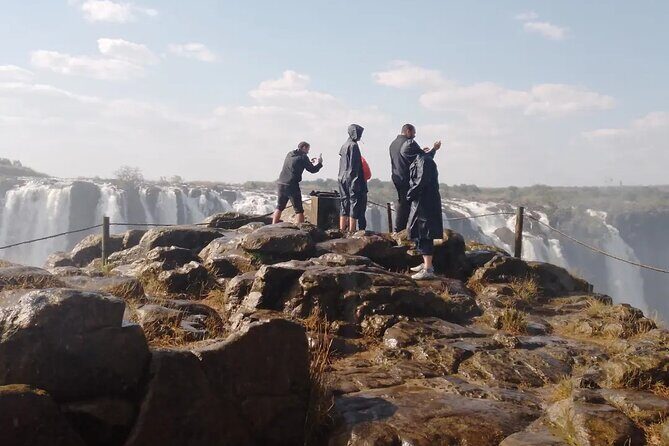 Guided Tour of the Falls - Early 8:00 am: beating Victoria Falls crowds with a real plan