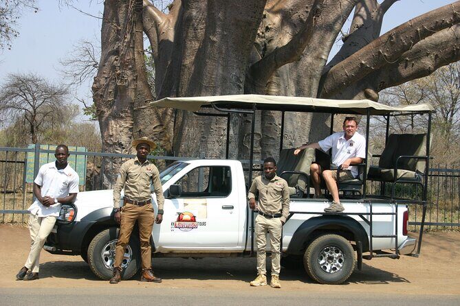 Guided Tour of the Falls (ZIM side) Wildlife Safari, by Savannah - Duration, meeting point, and how to plan your time