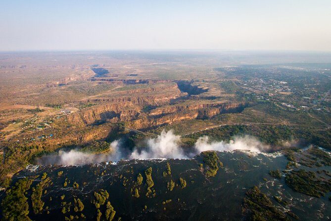 Helicopter Flight 12/13 Minute (Zimbabwe) - The flight itself: circling Victoria Falls for the best photo angles