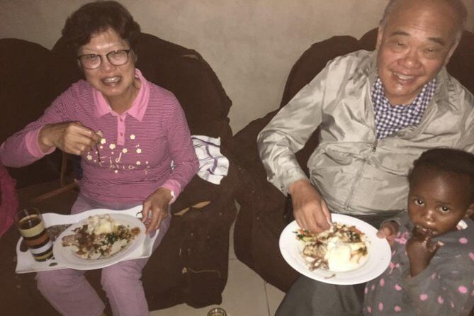 Home Hosted Dinner In Chinotimba - 19:00 pickup: timing, comfort, and how to prepare