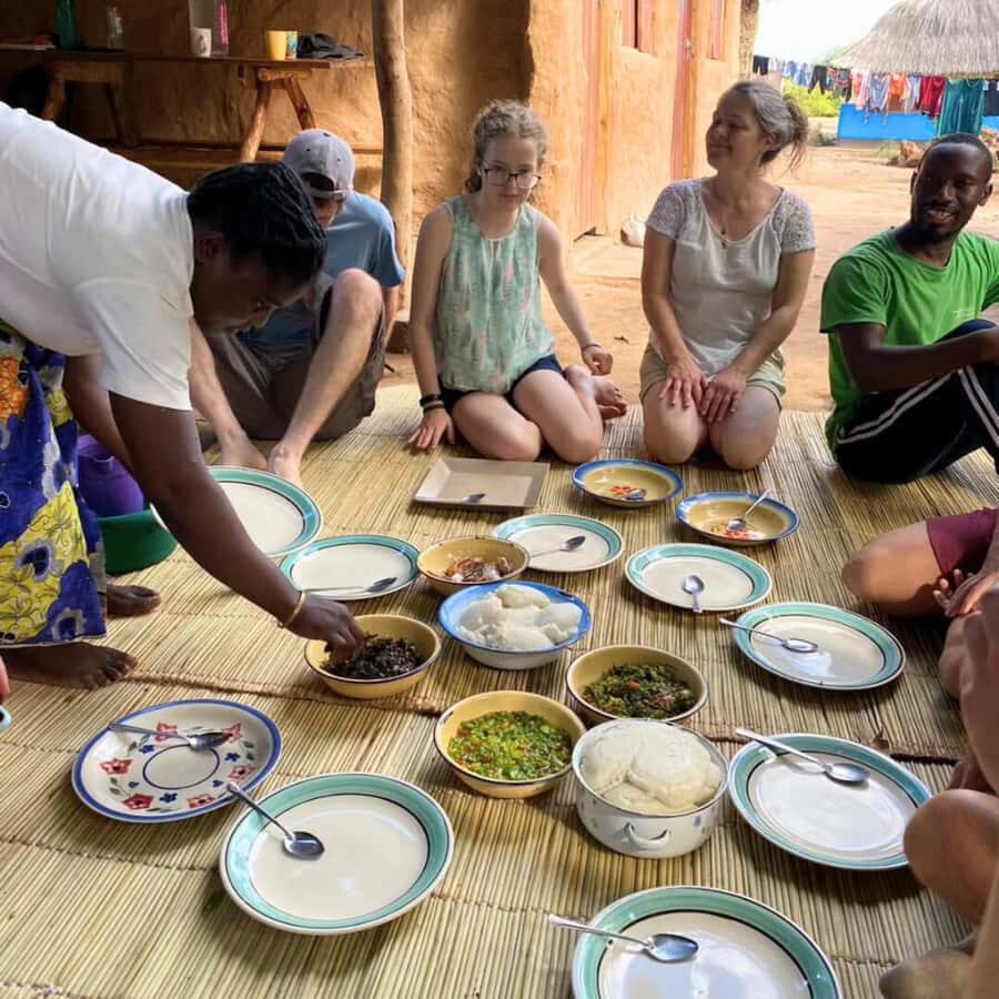 Livingstone: Amazing Traditional Village Tour - Traditional buildings: how construction knowledge shows up in daily life