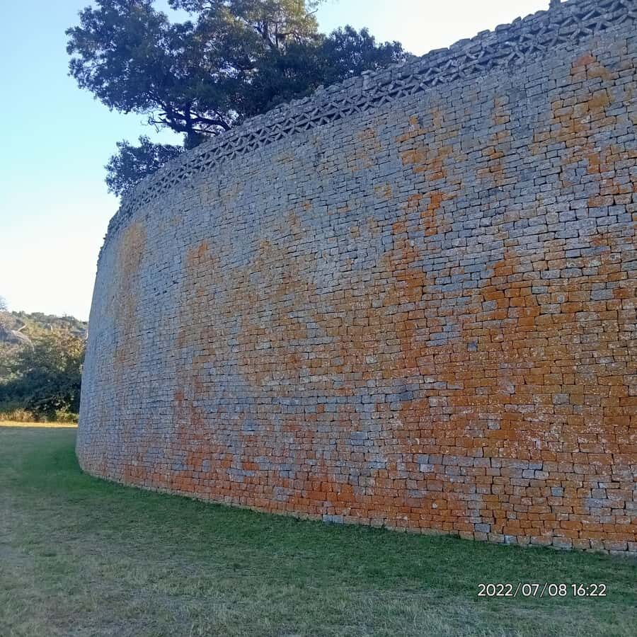 MASVINGO; GREAT ZIMBABWE MONUMENT TOUR - FROM HARARE - How the 338 km drive shapes your day trip