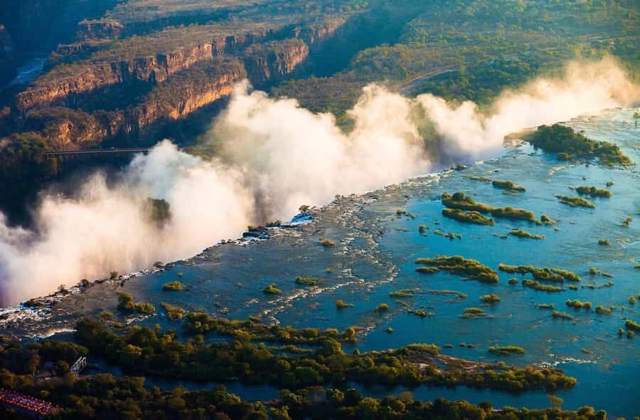 Victoria Falls and Zimbabwe: Scenic day Tour & Sunset Cruise - Key things to know before you go