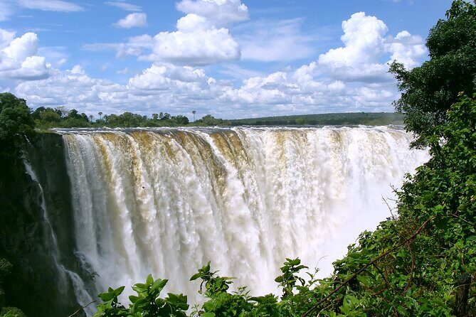 Victoria Falls Guided Tour (All Inclusive) - A simple half-day plan that gets you to the falls