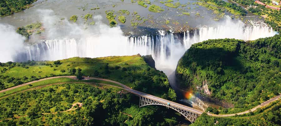 Victoria Falls: Private Guided Tour of the Falls - Pickup in Victoria Falls Town and the Flow of Your Visit