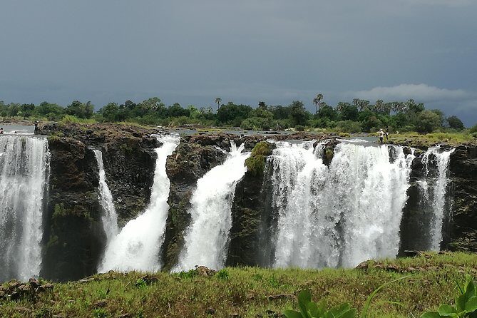 Victoria Falls : Scenic Day Tour, Lunch & Helicopter Flight - Lunch at Lookout Cafe or Baines Restaurant: gorge views included