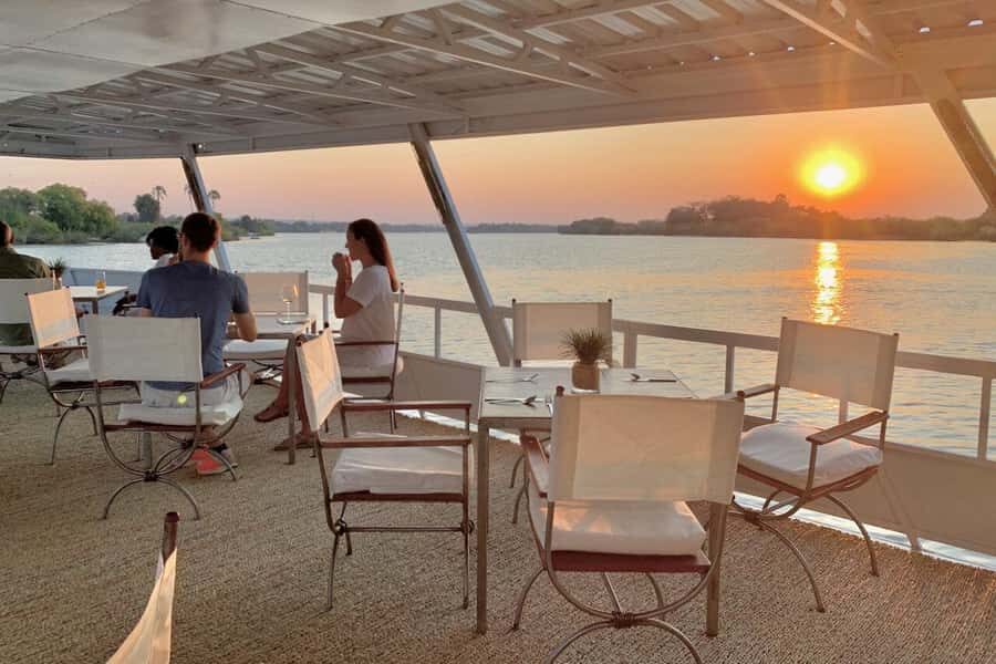 Victoria Falls: Zambezi River Relaxing Sunset Boat Cruise - Key things that make this Zambezi cruise worth your time