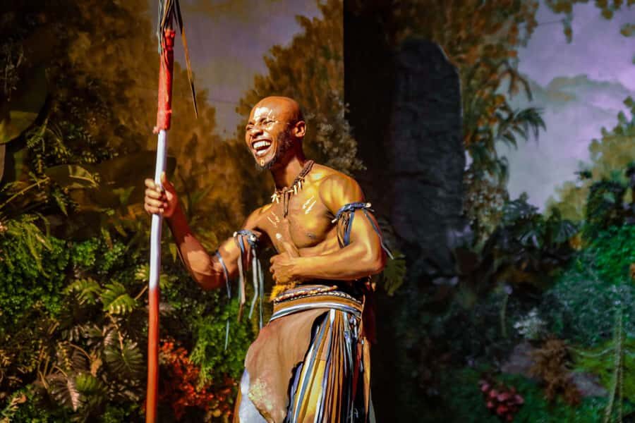 Victoria Falls:Theatre Simunye The Spirit of Africa,Zimbabwe - The Post-Show Cast Photos: Quick Stage Access