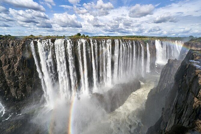 Zimbabwe & Zambia side Private Guided Tour of the Falls - What you’ll actually get from a private guide here